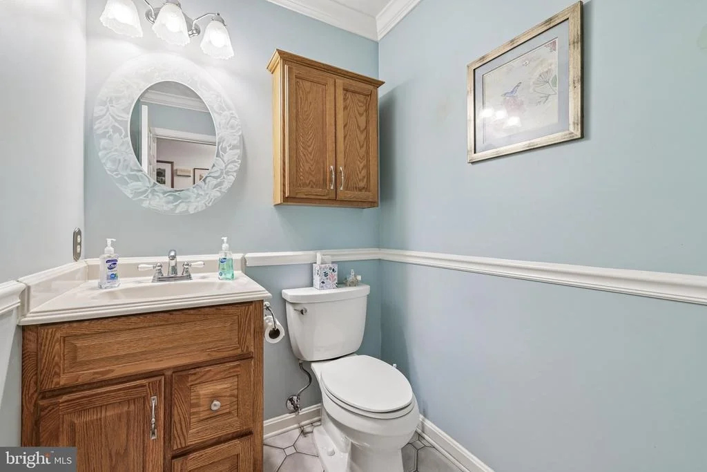 Photo of 592 EASON DRIVE