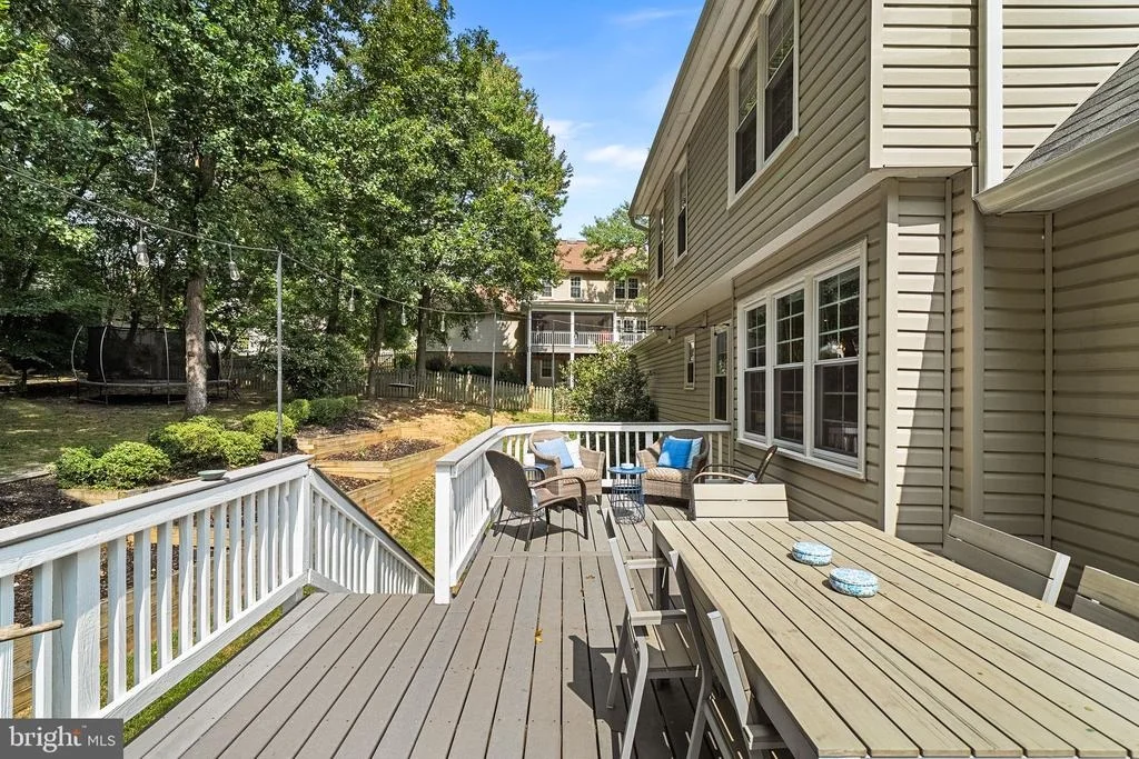 Photo of 9113 NORTHEDGE DRIVE