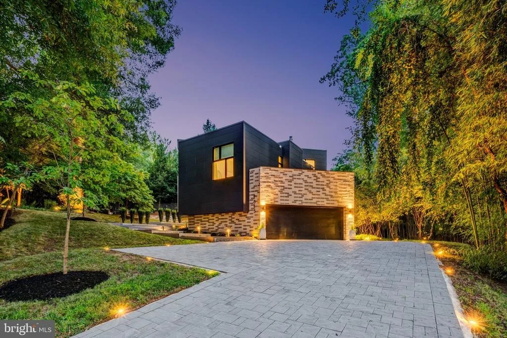 Photo of 7815 OLD FALLS ROAD