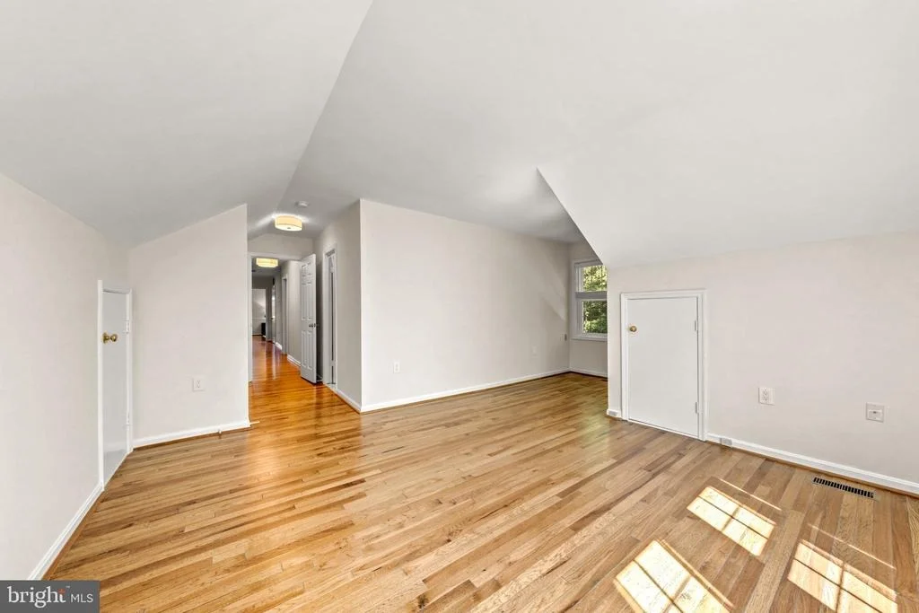 Photo of 1623 LINWAY PARK DRIVE