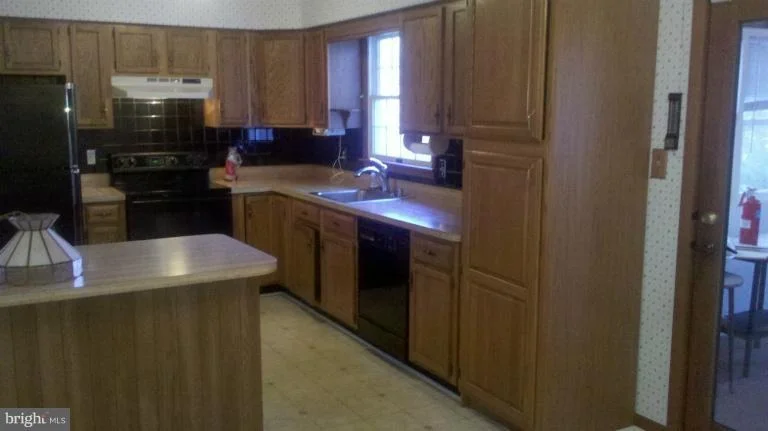 Photo of 5002 LONG BEACH ROAD