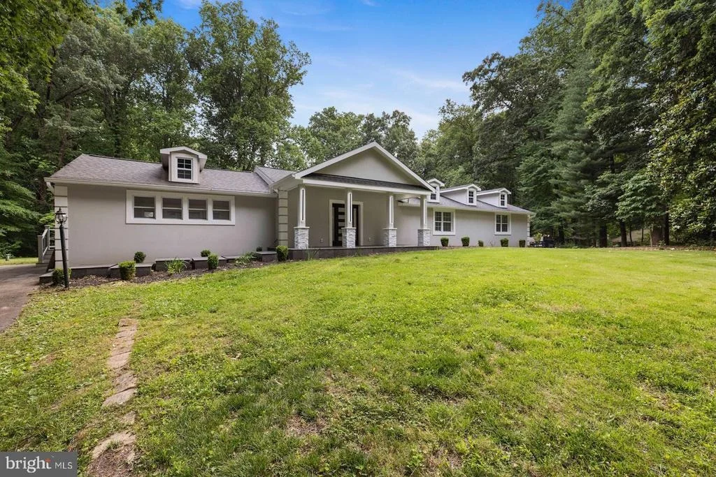 Photo of 4300 OAKTREE ROAD