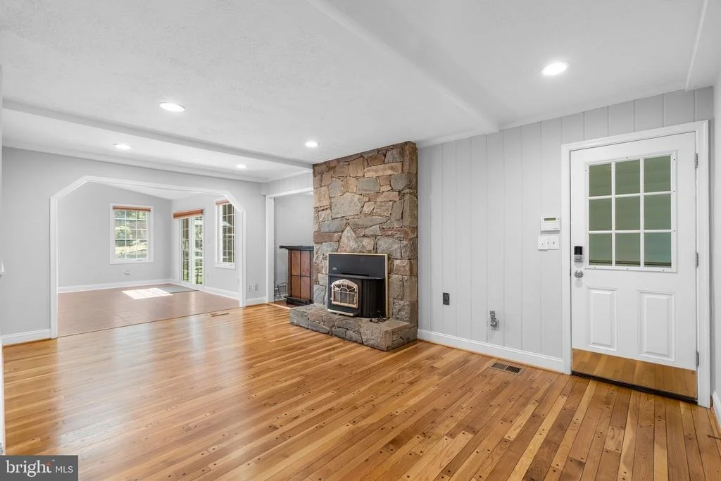 Photo of 14221 NORTHWYN DRIVE