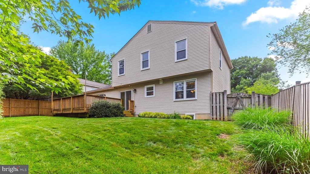Photo of 1728 MAYFAIR PLACE