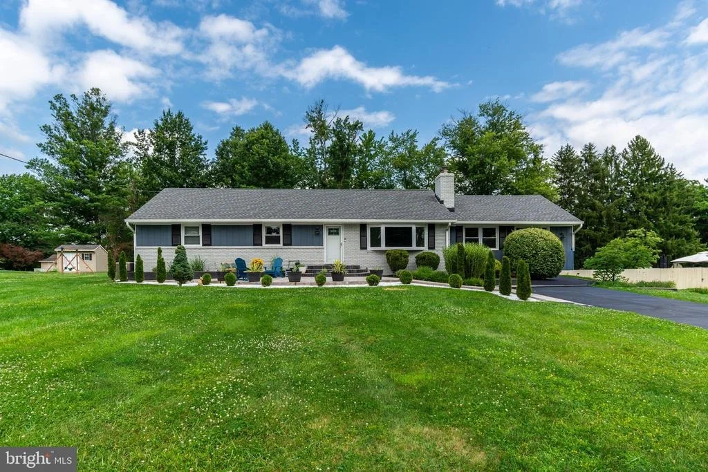 Photo of 6 MORNINGSIDE DRIVE