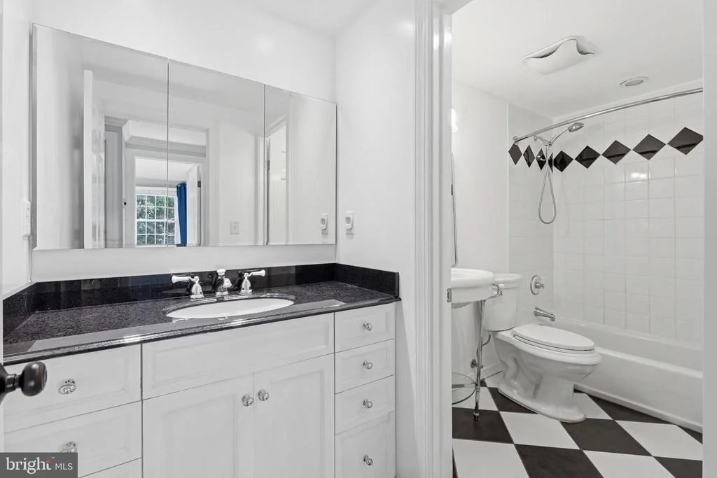 Photo of 636 BAY GREEN DRIVE