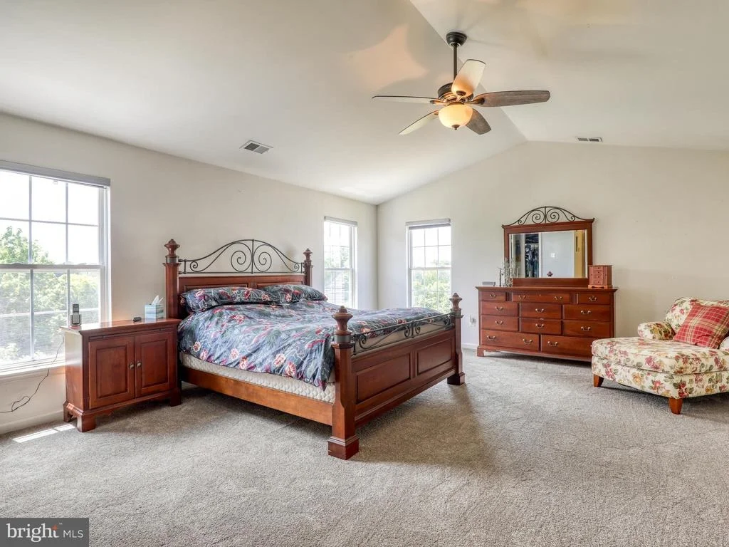 Photo of 11121 SUFFOLK DRIVE