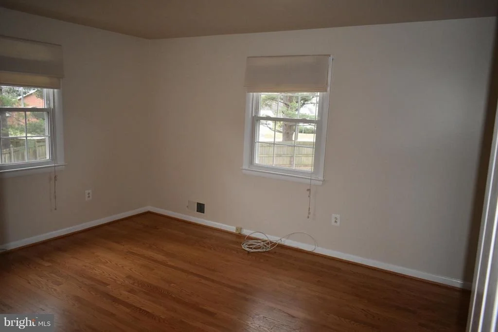 Photo of 6901 MUNCASTER MILL ROAD