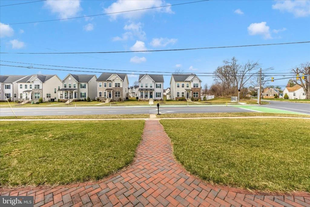 Photo of 212 BAUGHMANS LANE