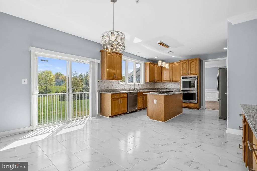 Photo of 14003 LAKE MEADOWS DRIVE