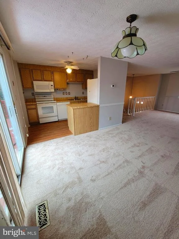 Photo of 1826 MILLSTREAM DRIVE