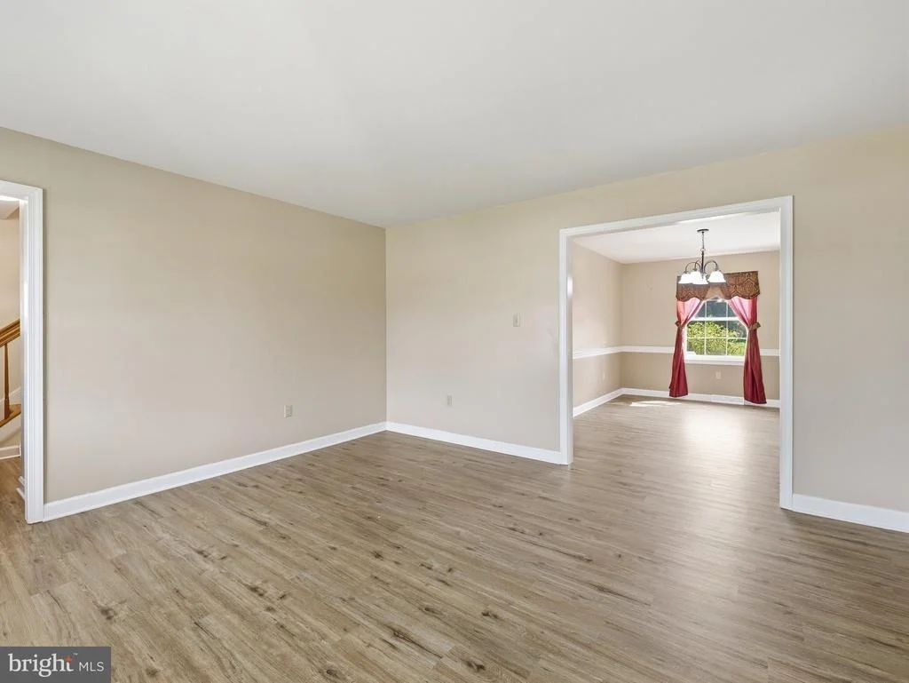 Photo of 123 SHERRIS WAY