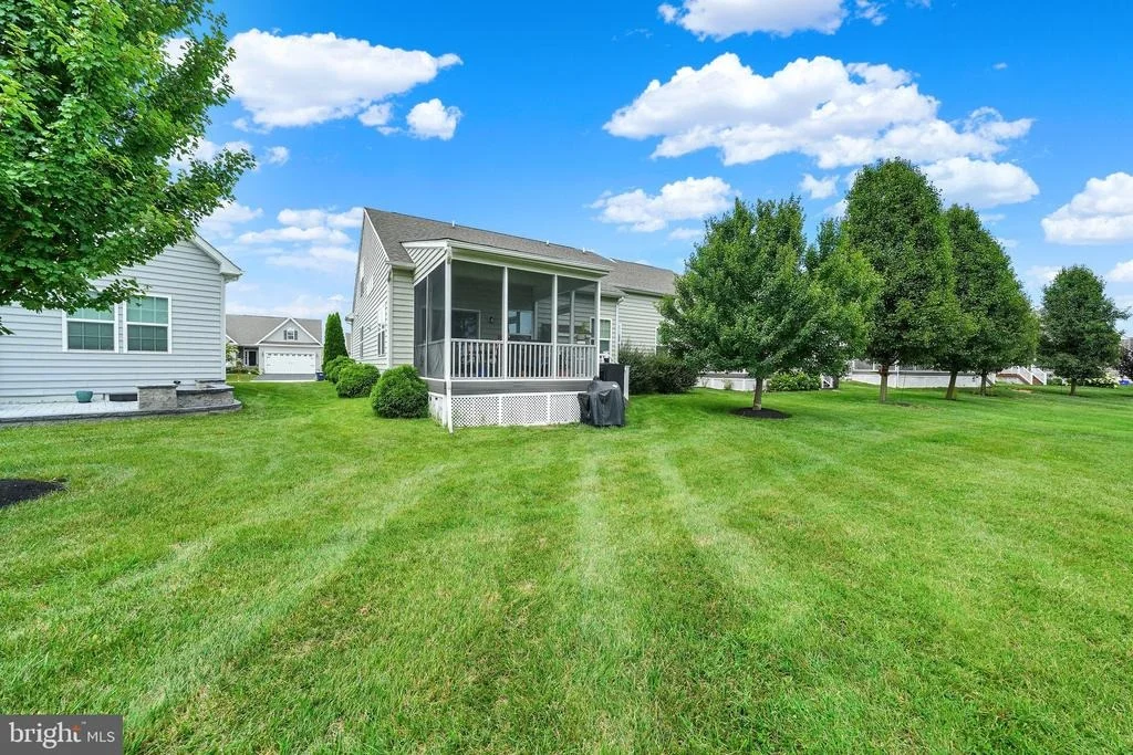 Photo of 535 STONEHAVEN DRIVE