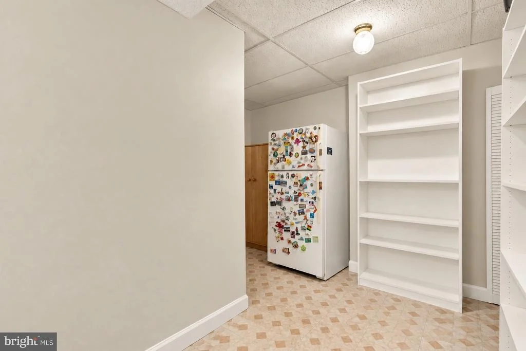 Photo of 9400 FOX RUN DRIVE