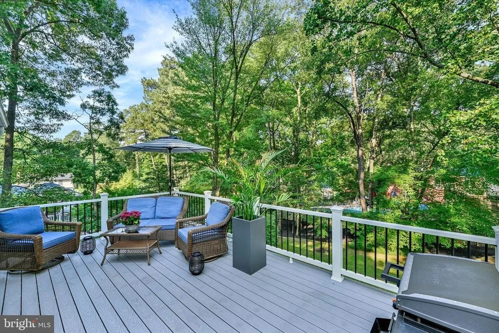 Photo of 214 BAYBOURNE DRIVE