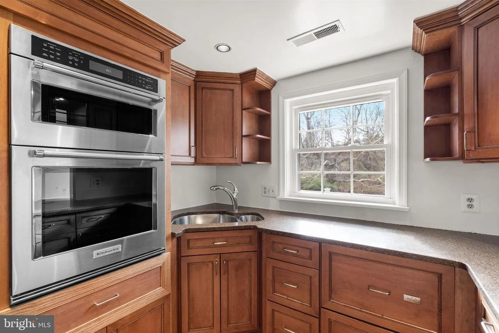 Photo of 3707 COOL CREST DRIVE