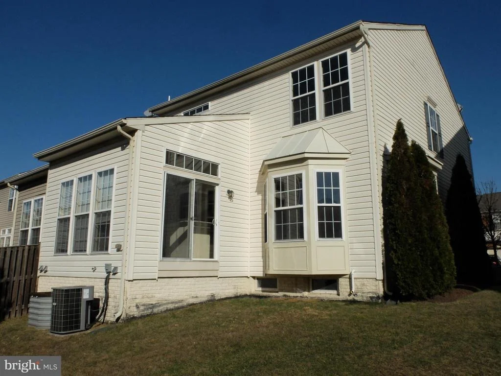 Photo of 2424 KNAPPS WAY
