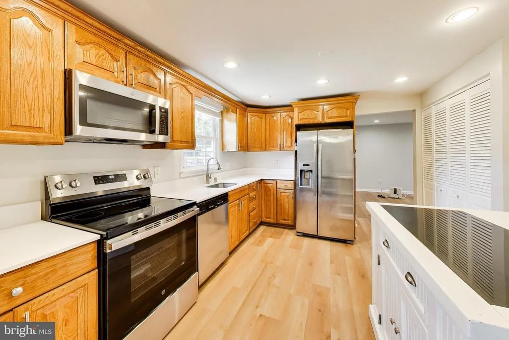 Photo of 9152 BURKE ROAD