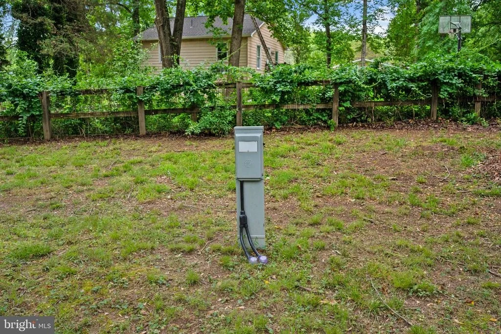 Photo of 13112 LAUREL GLEN ROAD