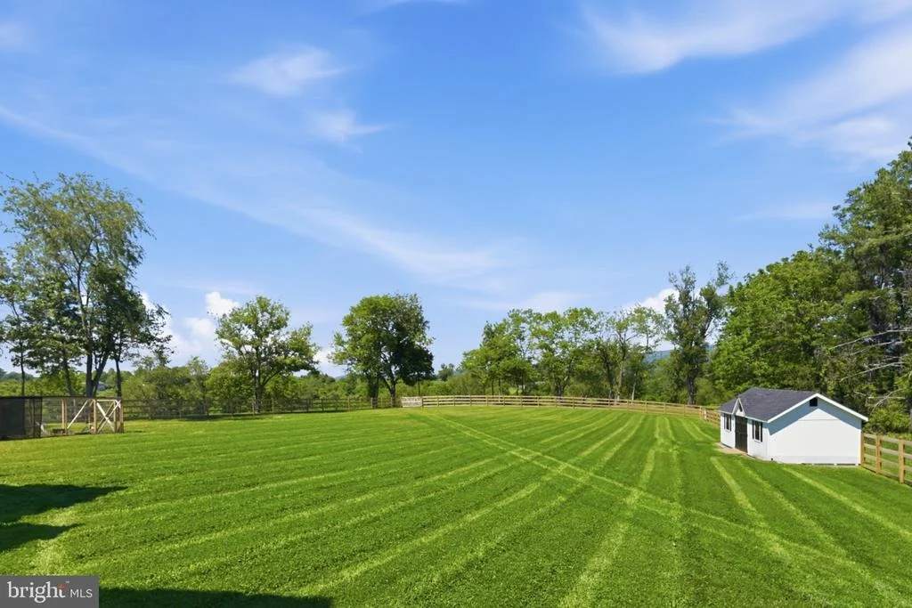 Photo of 2802 BIDLE ROAD