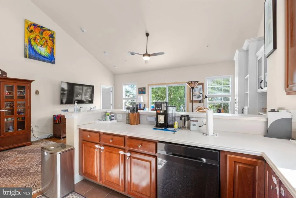 Photo of 6 WHALEBACK LANE