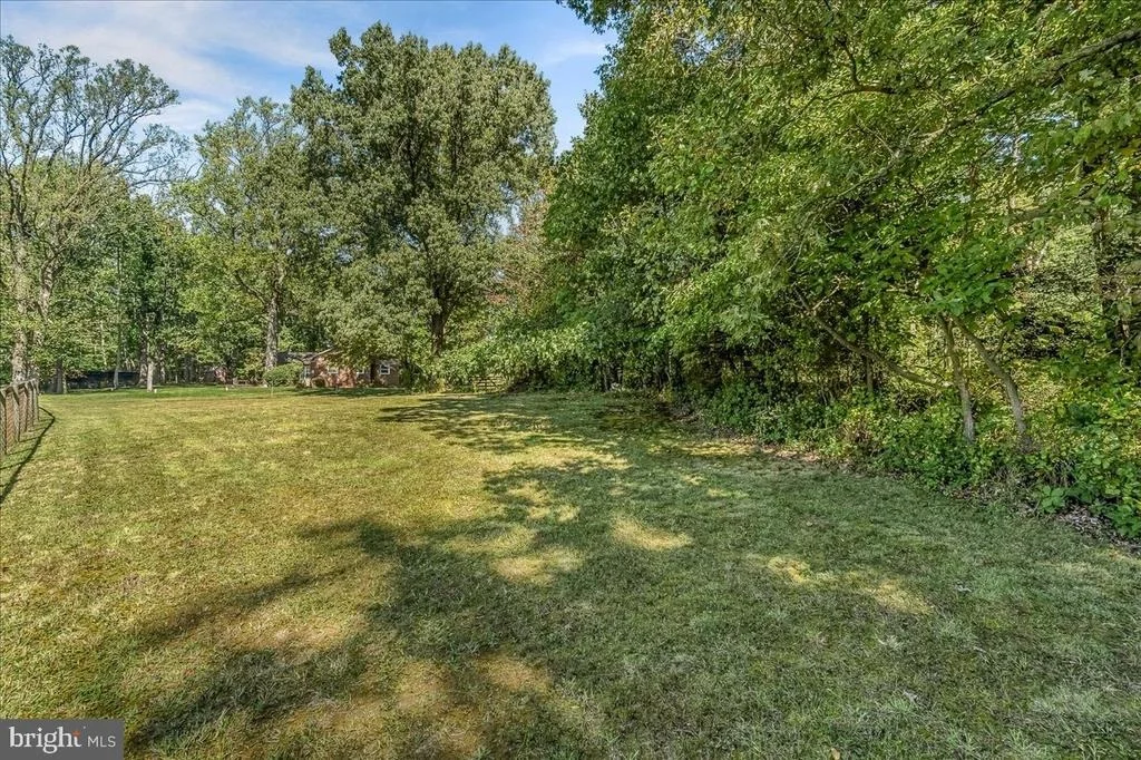 Photo of 15400 RIDING STABLE ROAD