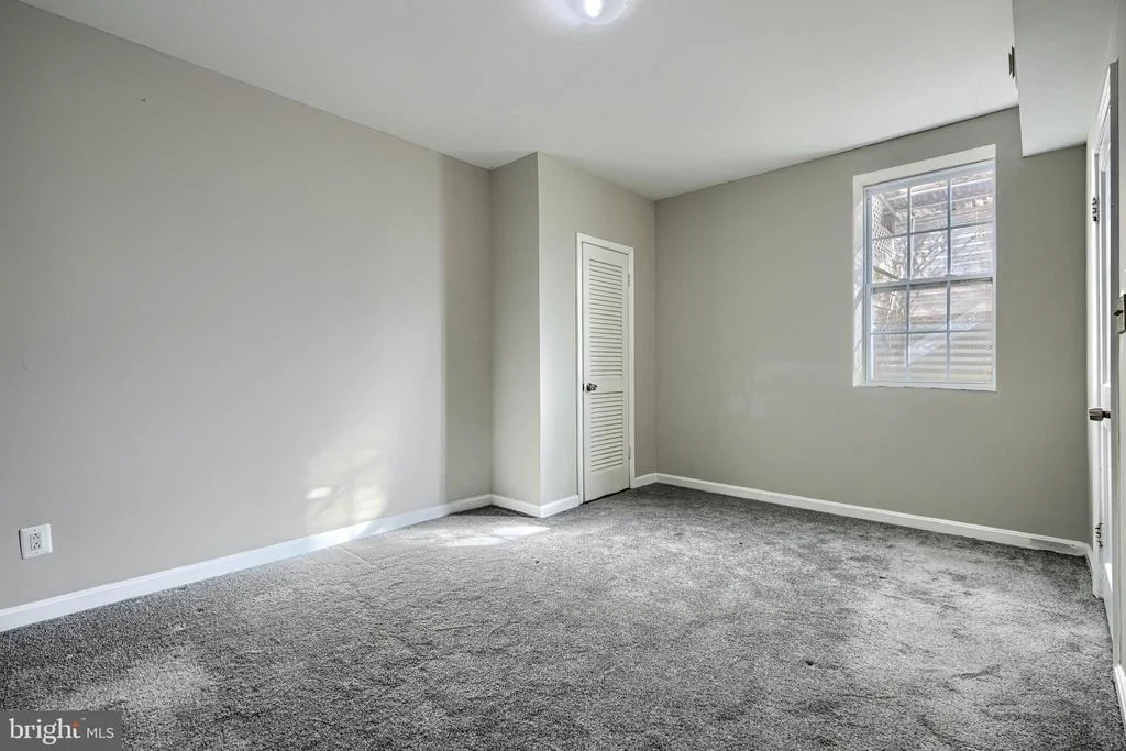 Photo of 10100 LEWIS DRIVE