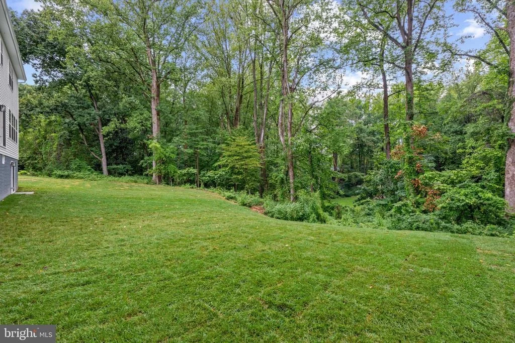 Photo of 2175 GLENCREST CIRCLE
