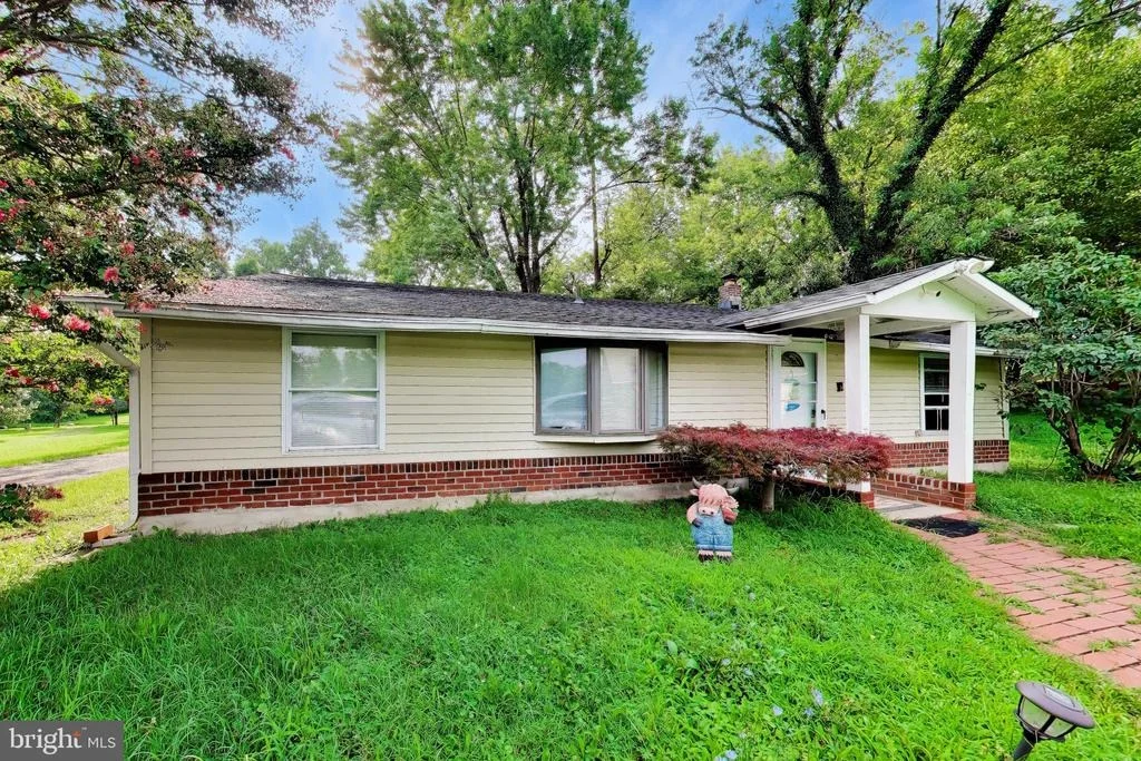 Photo of 16012 BATSON ROAD