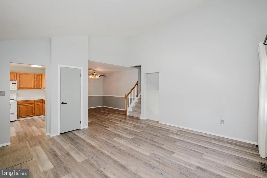Photo of 406 LABURNUM ROAD