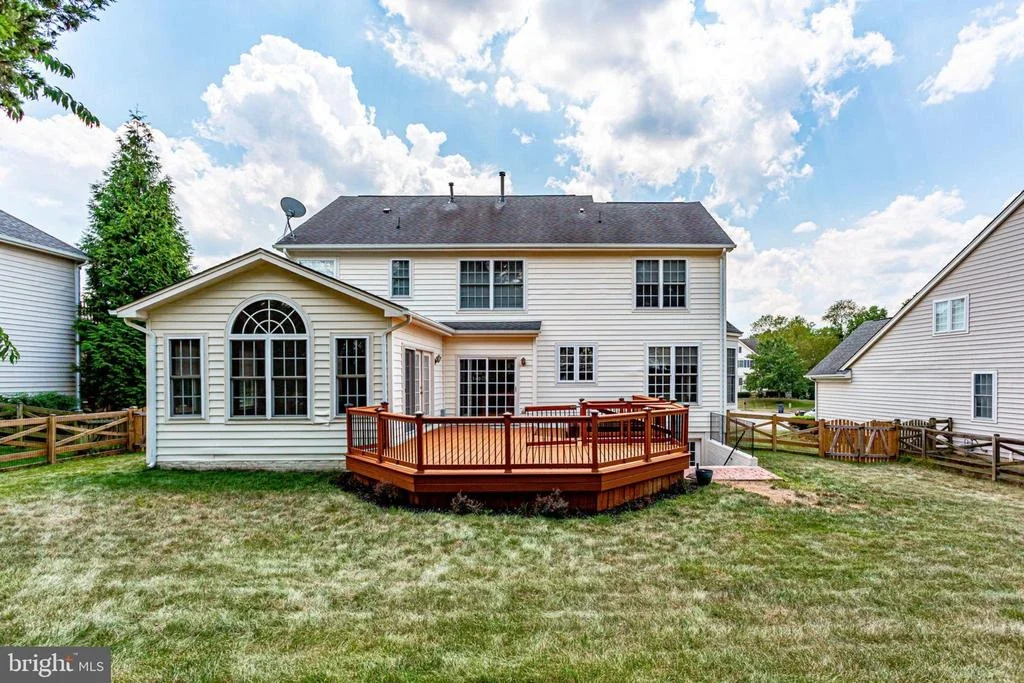 Photo of 9209 RAINBOW FALLS DRIVE