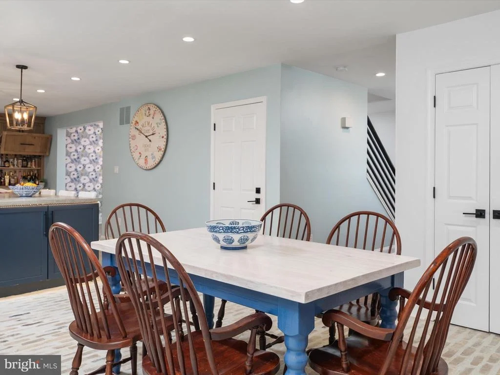 Photo of 6439 MEADOWLARK DRIVE