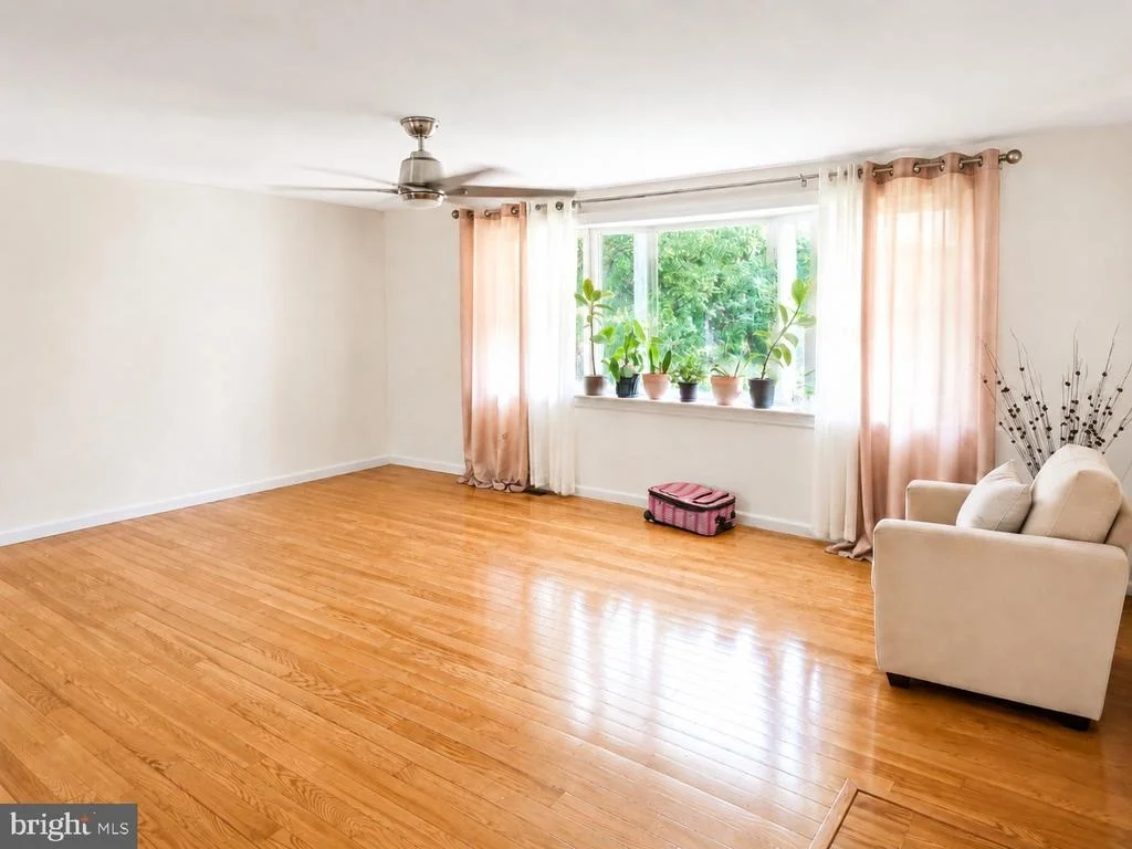 Photo of 103 NIAGARA LANE