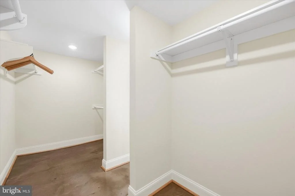 Photo of 403 W WILSON BOULEVARD