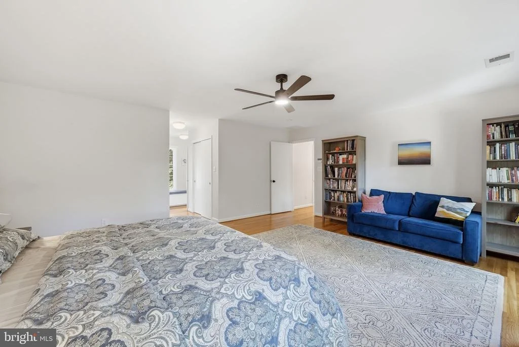 Photo of 2111 STATUTE LANE
