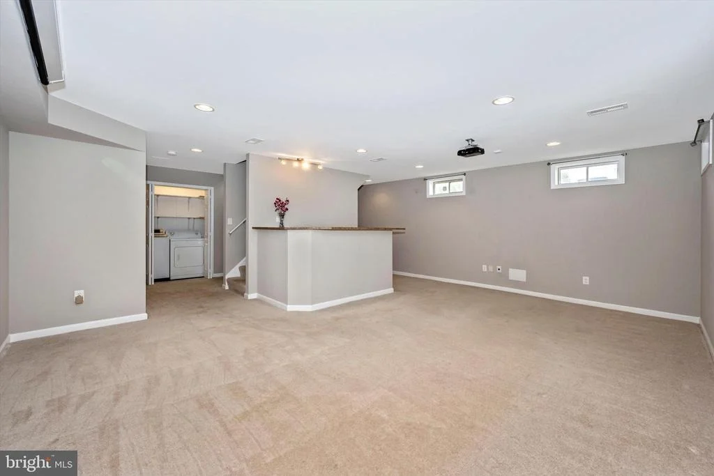 Photo of 12207 EMERALD WAY
