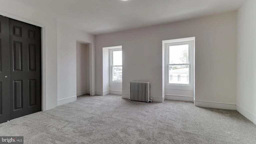 Photo of 236 N BROADWAY
