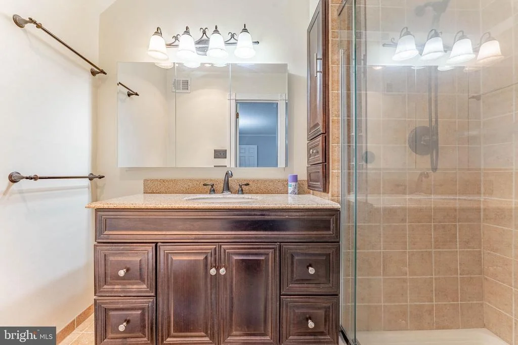 Photo of 11 CHATEAU CIRCLE