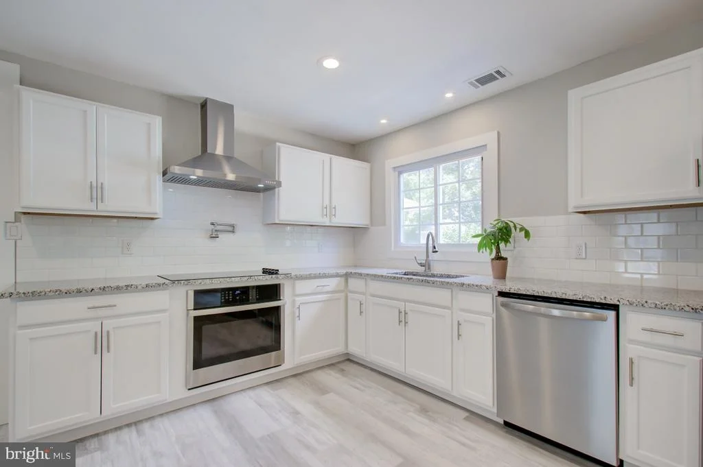 Photo of 116 HAMILTON ROAD