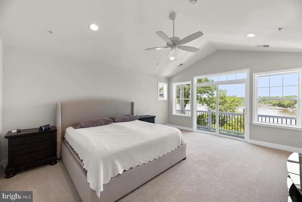 Photo of 1162 OAK VIEW DRIVE