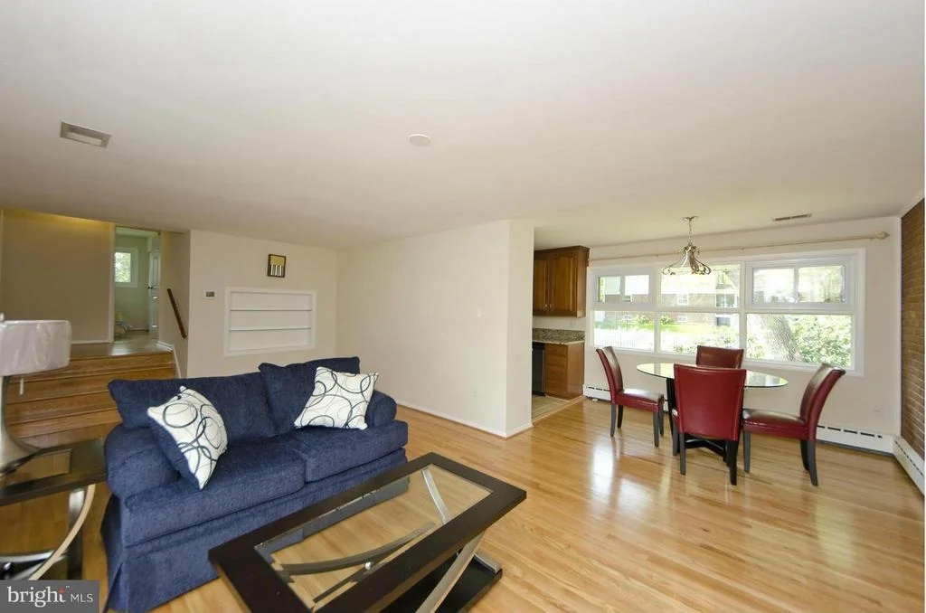 Photo of 6631 IVY HILL DRIVE