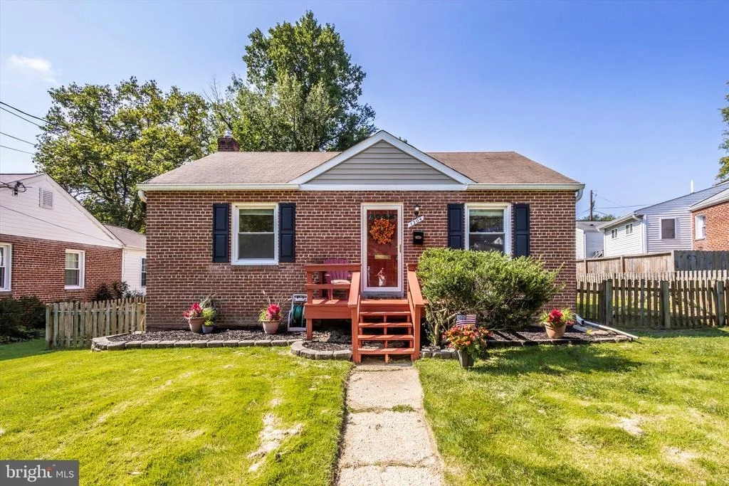 Photo of 1304 WINDHAM LANE