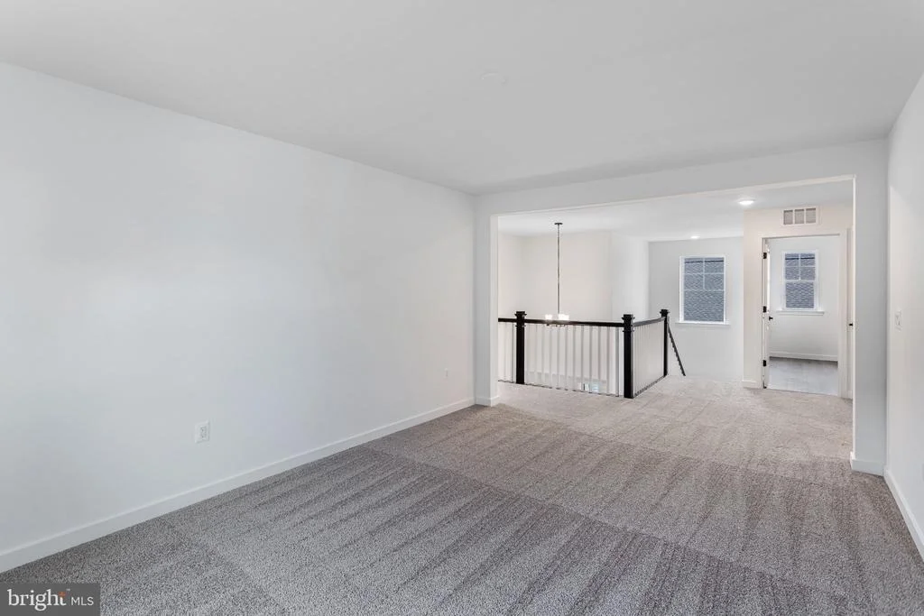 Photo of 2083 SPRINGVALE DRIVE