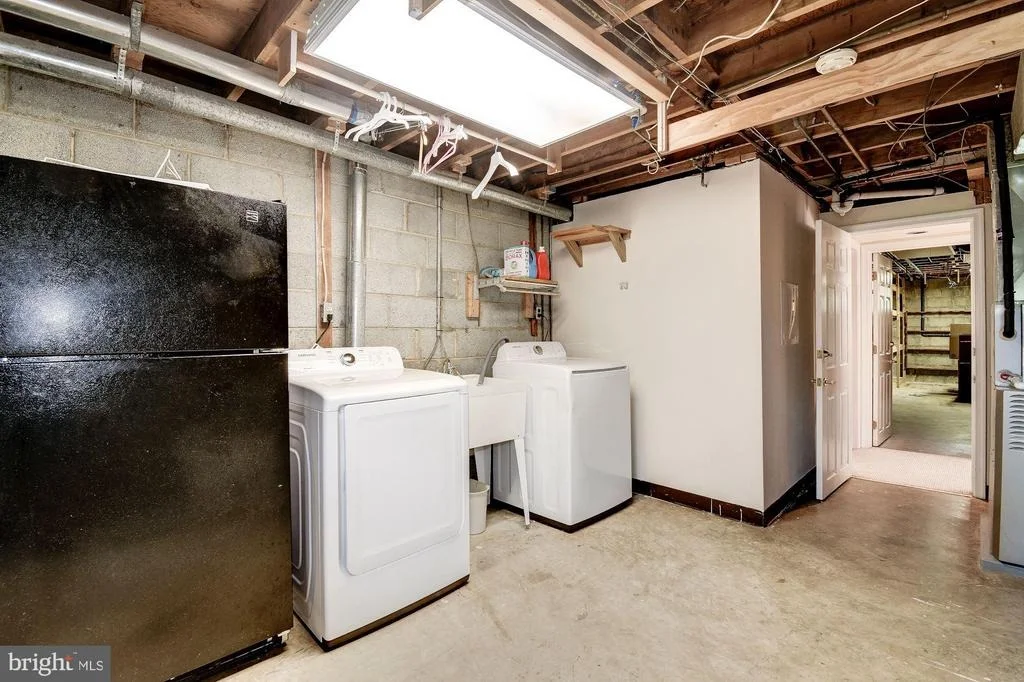 Photo of 1120 DEVERE DRIVE