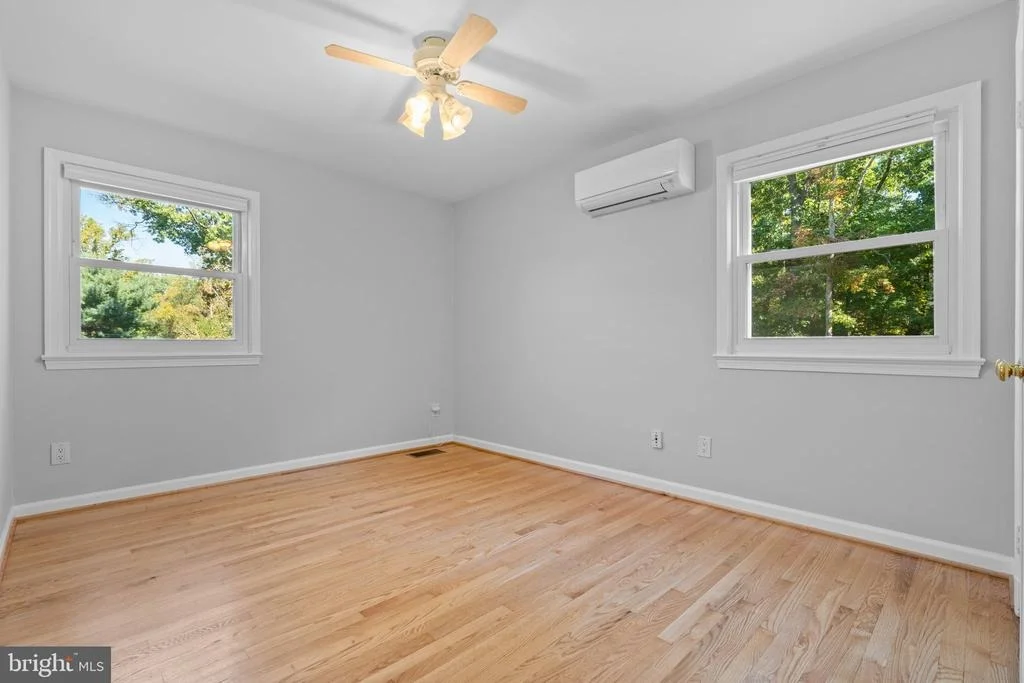 Photo of 14221 NORTHWYN DRIVE