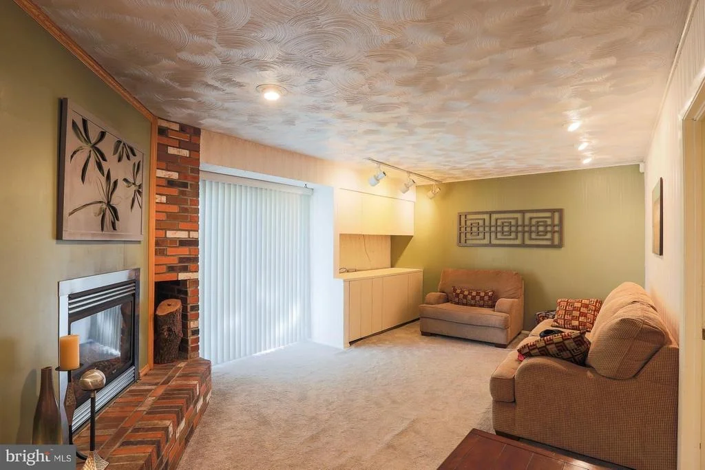 Photo of 4003 WINLEE ROAD