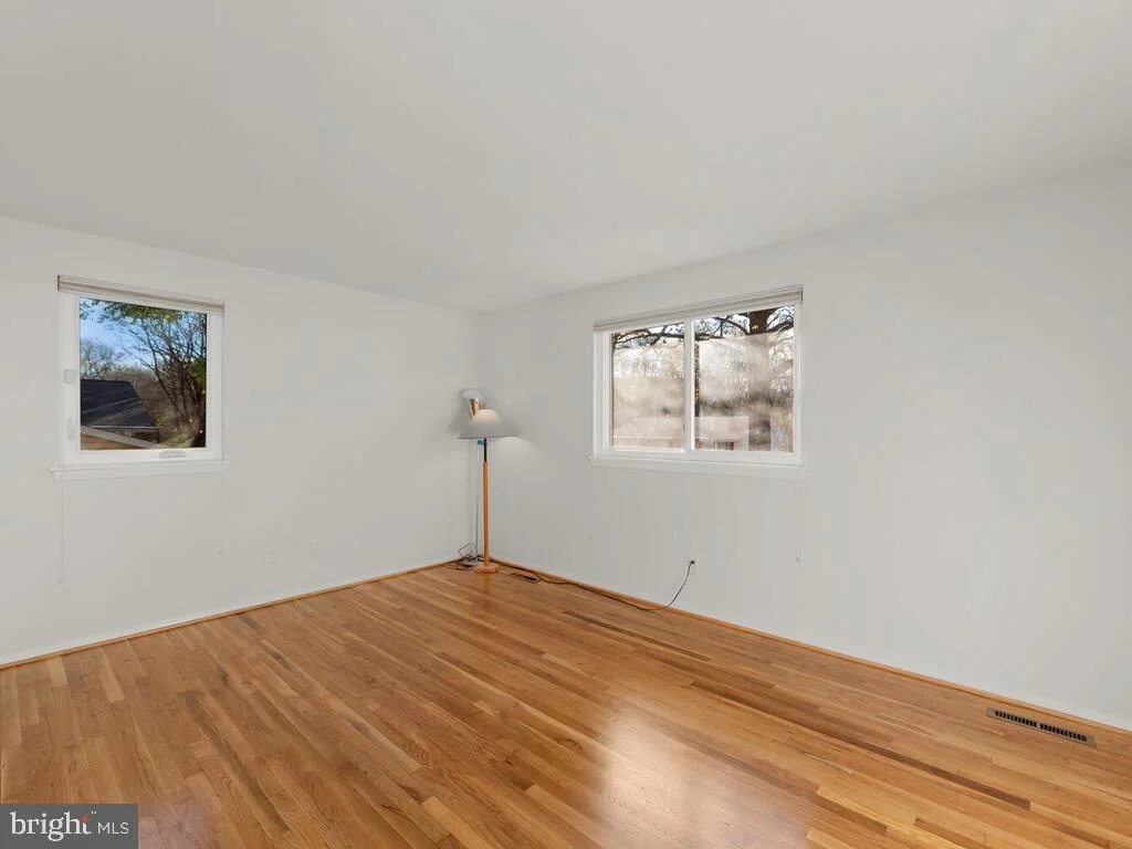 Photo of 5013 ELIOTS OAK ROAD