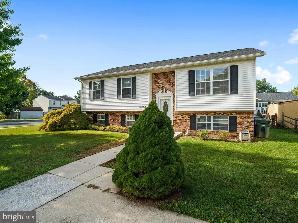 Photo of 1502 CEDARCREST LANE