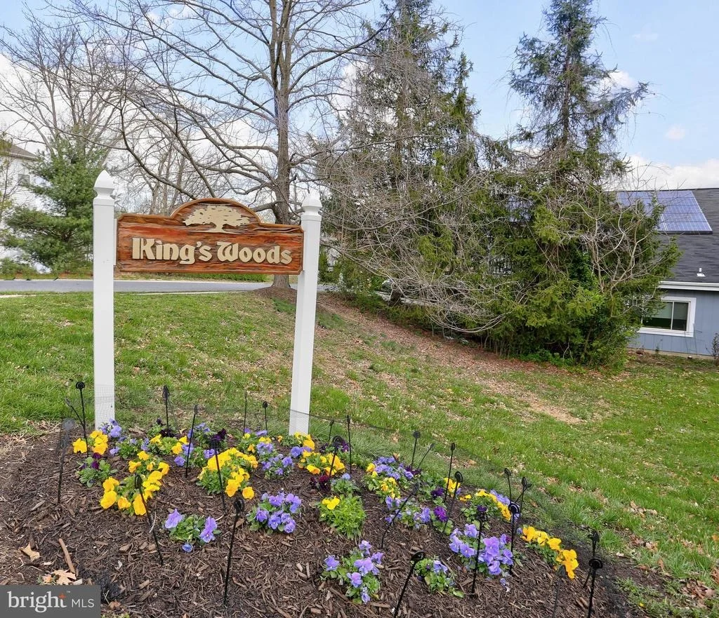 Photo of 9363 KINGS GRANT ROAD