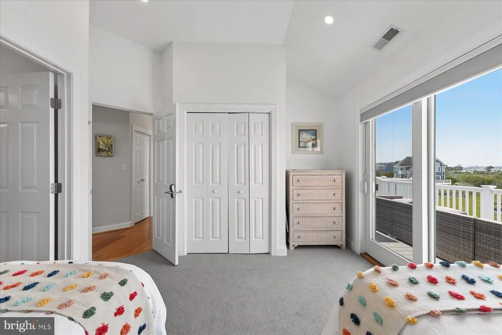 Photo of 40081 OCEANSIDE DRIVE